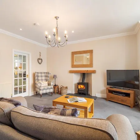 Chapel House At No 8 Feriehus Bowness-on-Windermere