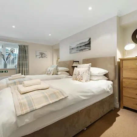 Holiday home Chapel House At No 8 *